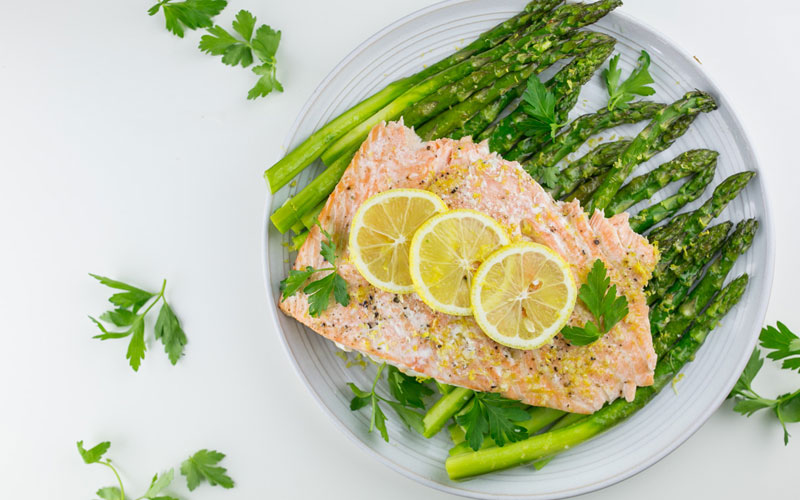 Salmon-lemon-asparagus